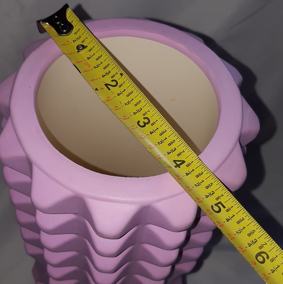 Pink Muscle Roller - Picture 2 of 3